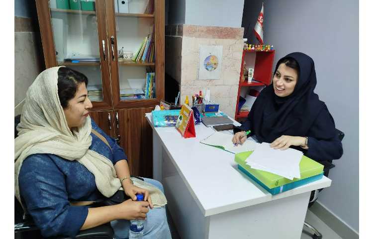 جلسه معلمین پایه با والدین 2