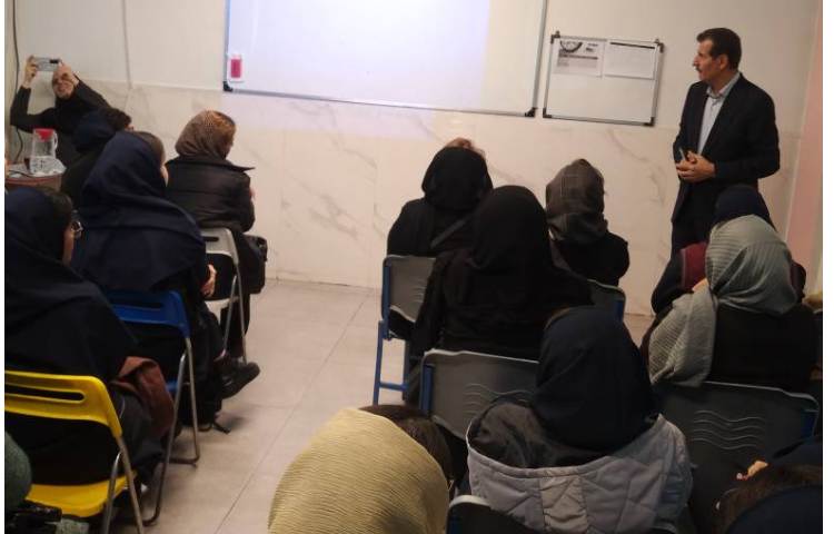 جلسه نیمه گروهی اولیاء 3