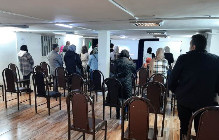 جلسه هدایت تحصیلی و تحویل کارنامه پایه نهم 7