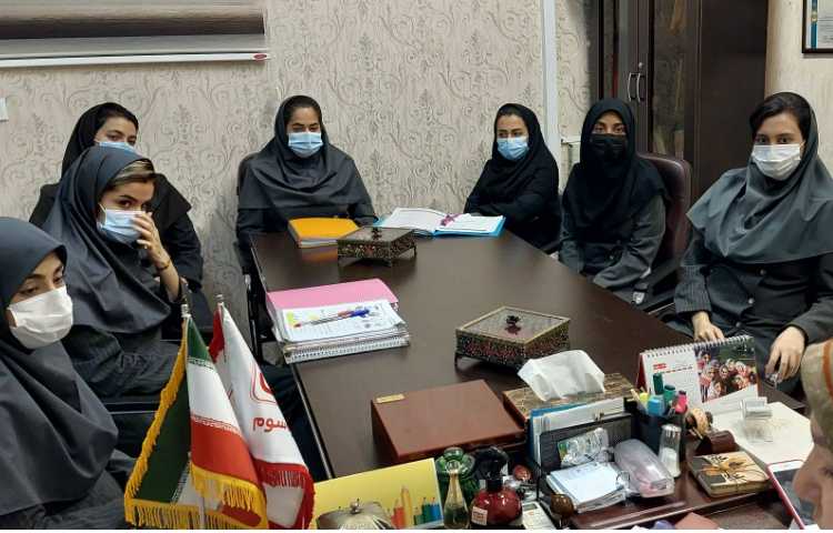 جلسه هفتگی دپارتمان زبان 1