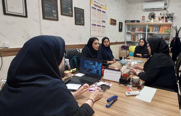 جلسه هماهنگی با معلمین پایه 4