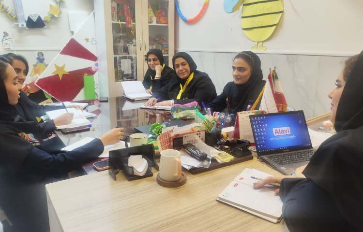 جلسه هماهنگی دپارتمان زبان 1