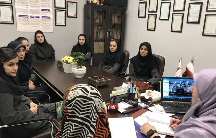 جلسه هماهنگی و جمع بندی آموزش زبان انگلیسی 4