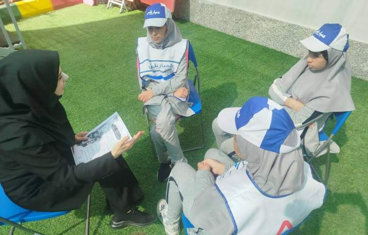 جلسه همیاران پلیس مهربان 4