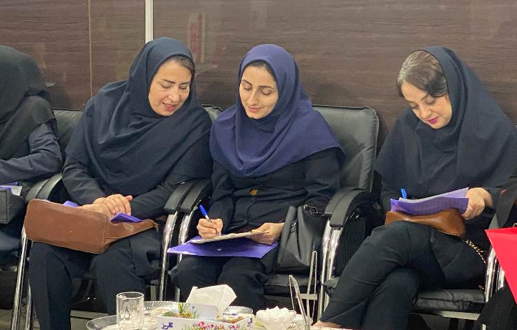 جلسه هم اندیشی معلمین 8