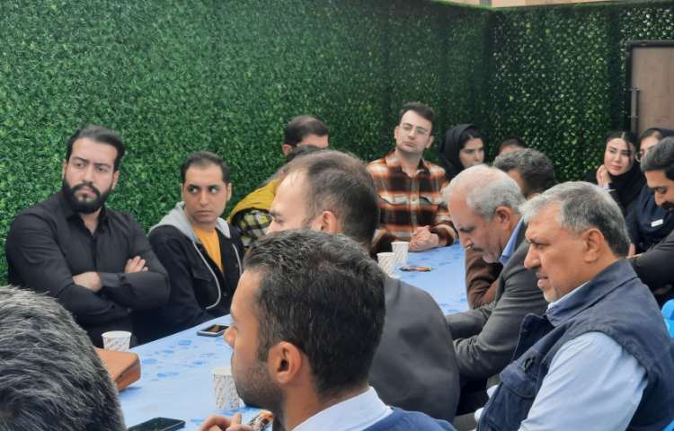 جلسه کیفیت بخشی دبیران و کادر اجرایی 3