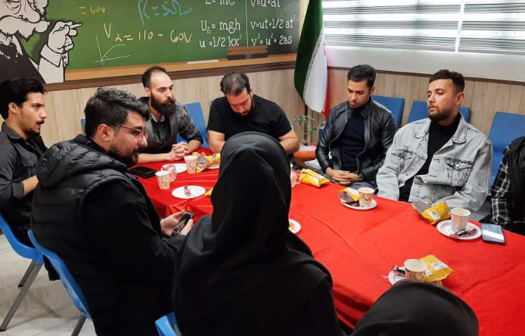 جلسه کیفیت بخشی دبیران و کادر اجرایی 4