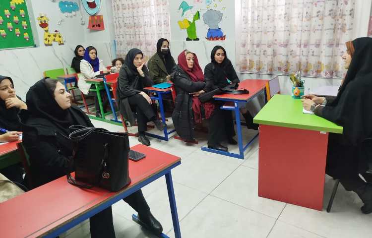 جلسه گزارش روند عملکرد پاییز 3