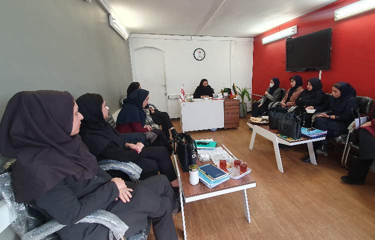 جلسه ی انجمن دبیران