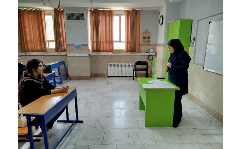 جلسه ی اولیای پیش و اول با مدیریت محترم مدرسه و معارفه ی معلمین واولیا 13