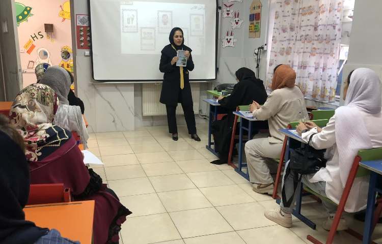 جلسه‌ی روش کار معلمان 7