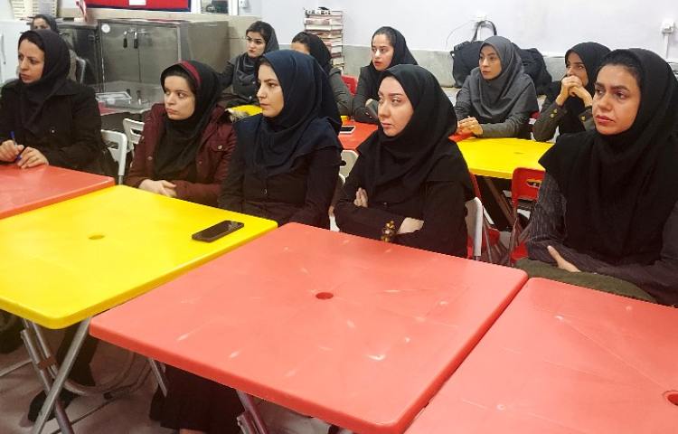 جلسه ی شورای آموزگاران 3