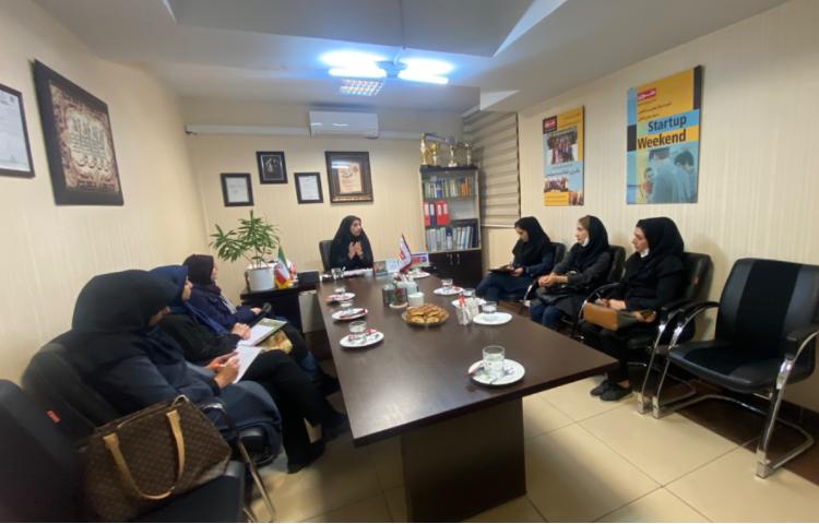 جلسه ی شورای دبیران 2