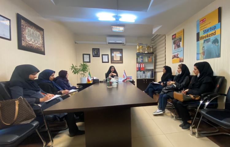 جلسه ی شورای دبیران