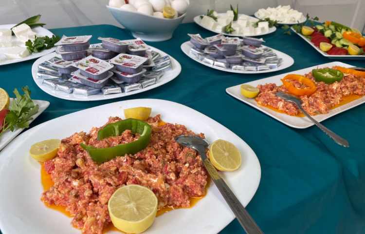 جلسه ی شورای مدرسه و دانش افزایی پرسنل (مهر ماه) 5