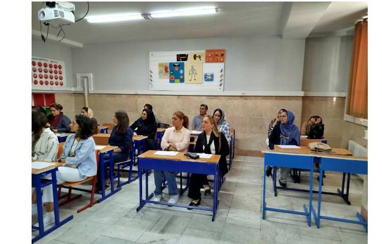 جلسه ی معلمین پایه با اولیا برای آغاز سال تحصیلی جدید 8
