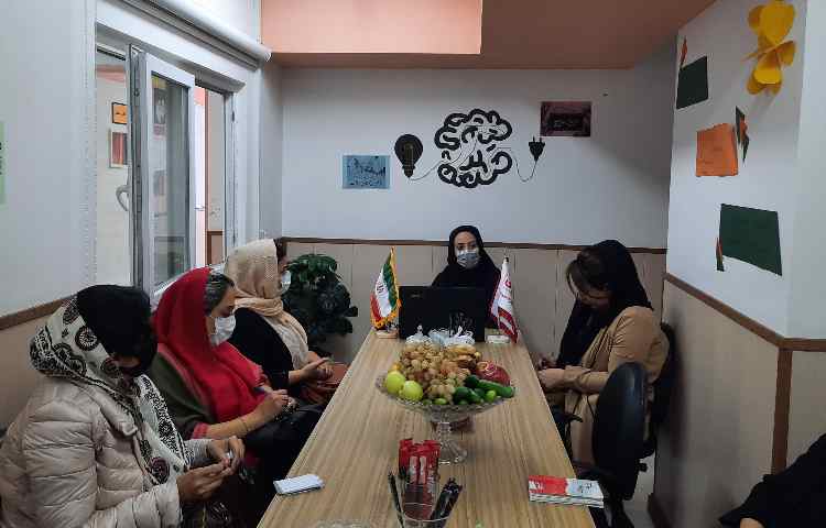 جلسه ی مهرماه انجمن اولیا و مربیان 3