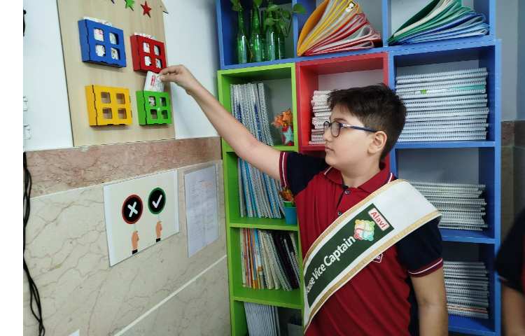 جمع آوری امتیازات House system 1