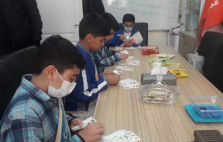 جمع آوری امتیازهای طرح چهارخونه دبستان علوی 7