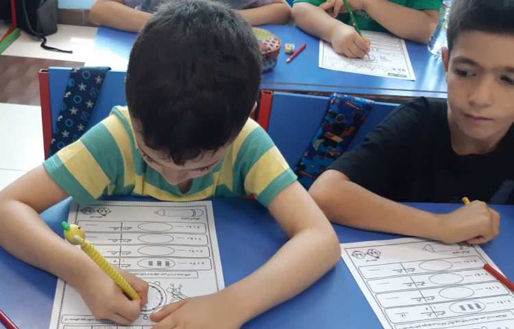 جمع و تفریق همراه با بازی ماز و چوب خط 3