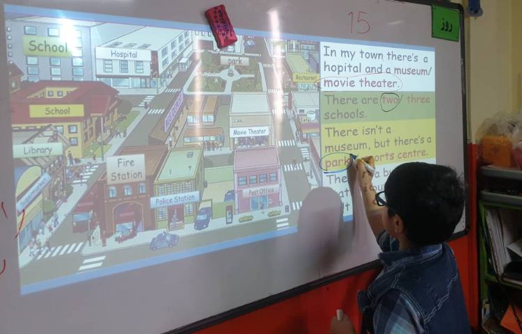 :جمله سازی با there is/there isn't و there are/there aren't 1