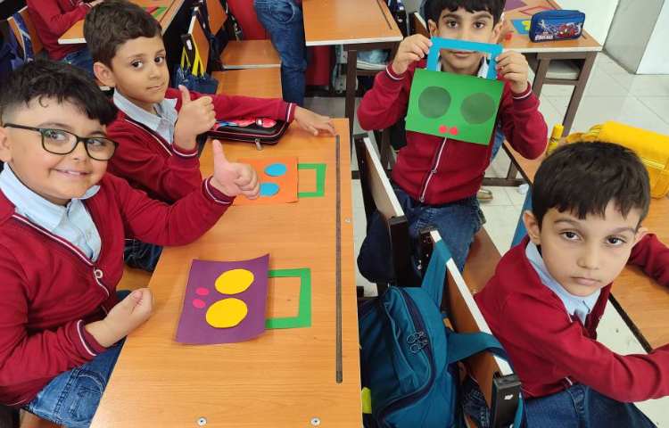 جهت ایجاد انگیزه و تثبیت یادگیری نشانه ( ض) کاردستی ( ضبط‌صوت) درکلاس انجام شد. 1