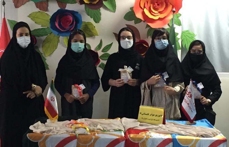 جوایز نفرات برتر تابستان 8