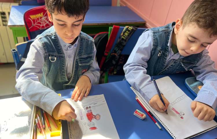 حاجی فیروز درخیابان 1