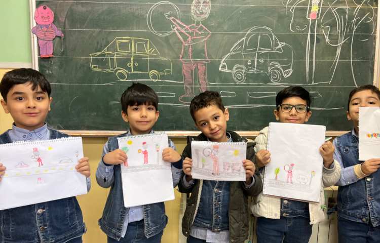 حاجی فیروز درخیابان