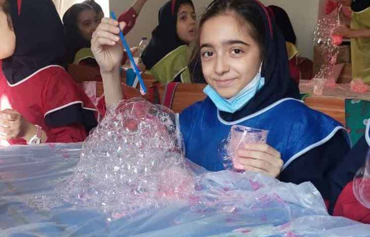 حباب‌های شفاف