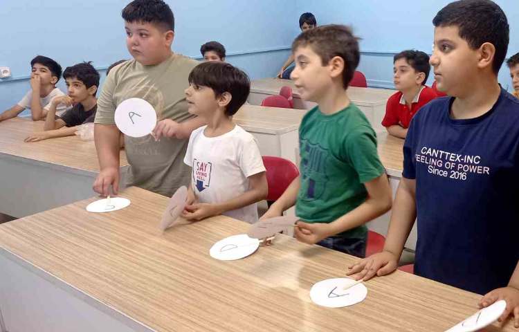 حدس زدن و پاسخ دادن به سئوالات به صورت مسابقه ای 2