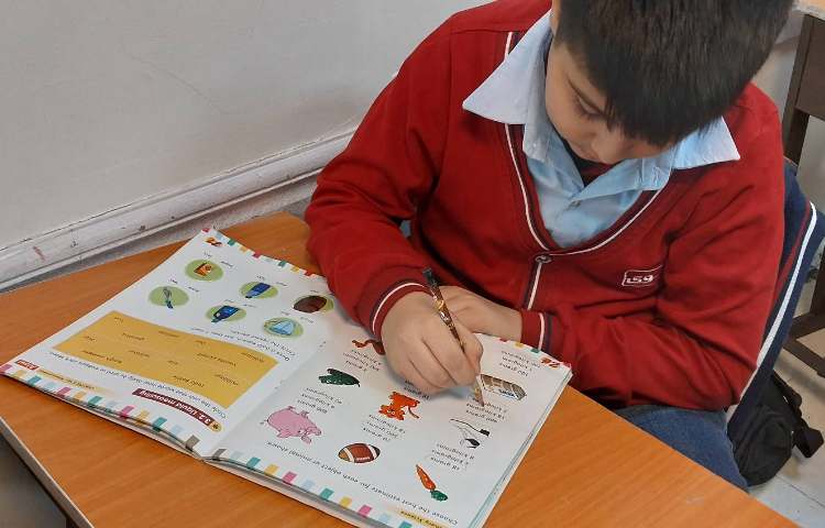 حدس وزن اشیا برحسب gram/kilogram 4