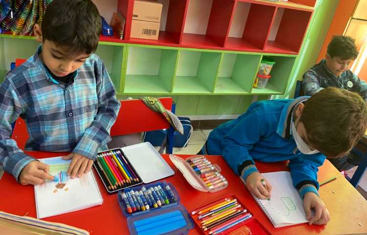 :حرف ا غیر اول با کشیدن نقاشی پروانه، کلاس گیلاس 5