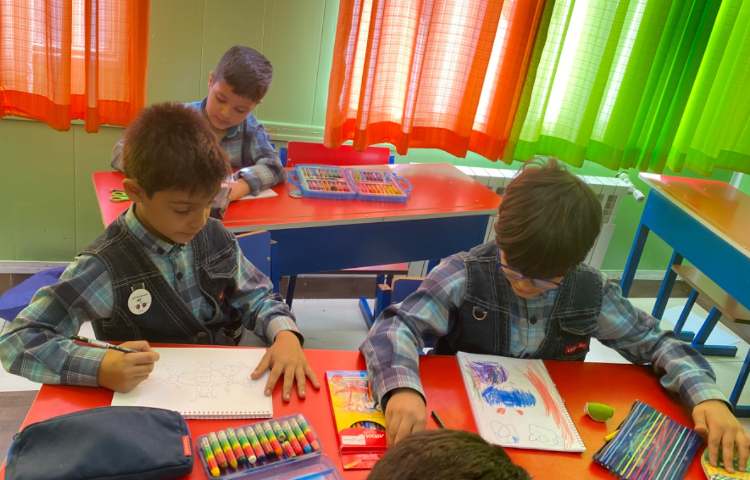 :حرف ا غیر اول با کشیدن نقاشی پروانه، کلاس گیلاس 6