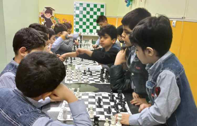 حرکت های مفید برای بالا بردن سطح مهره های سفید جهت کسب امتیاز بیشتر در بازی 3