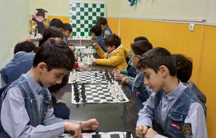 حرکت های مفید برای بالا بردن سطح مهره های سفید جهت کسب امتیاز بیشتر در بازی 12