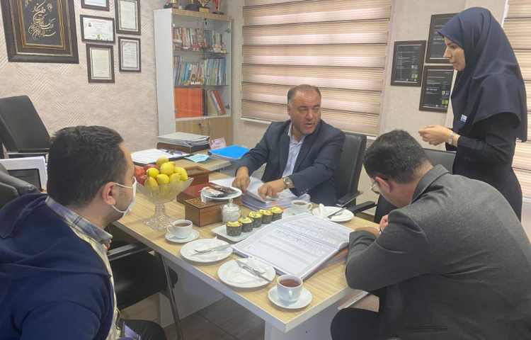 حضور بازرسین محترم آموزش و پرورش و بررسی فعالیت های آموزشی، پرورشی و بهداشتی