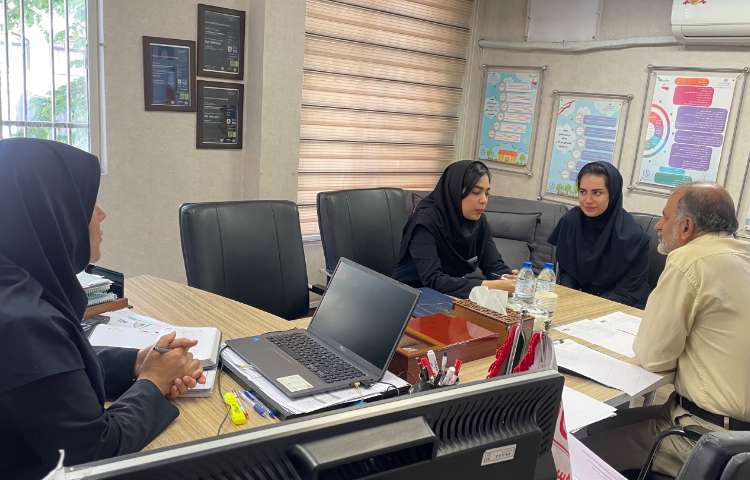 حضور بازرسین محترم موسسه علوی و بازدید از فعالیت‌های آموزشی ،پرورشی و انضباطی و اداری 1