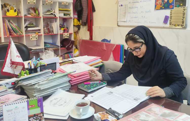 حضور بازرس دپارتمان زبان 2