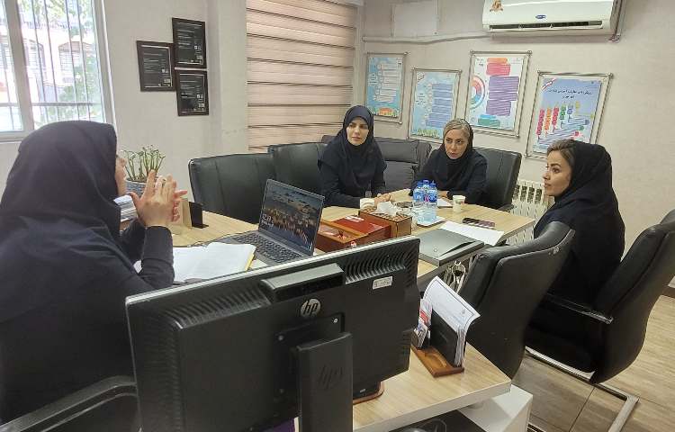 حضور بازرس محترم دفتر مرکزی علوی و بازدید از روند آموزش کلاس‌های پایه 6