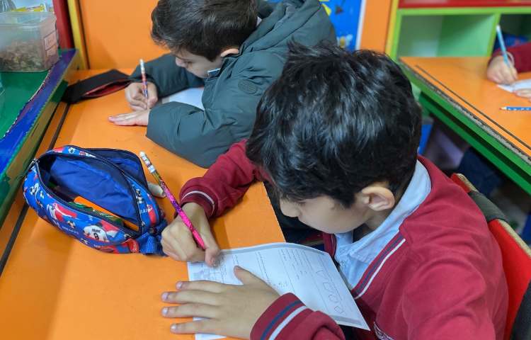 حضور بازرس محترم مرکز و ارزیابی دانش آموزان 1