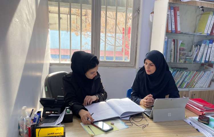 حضور بازرس محترم مرکز و بازدید از فعالیت‌های آموزشی