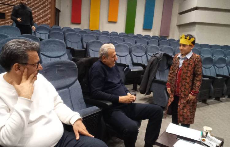 حضور دانش آموزان در مسابقات فرهنگی و هنری منطقه 10