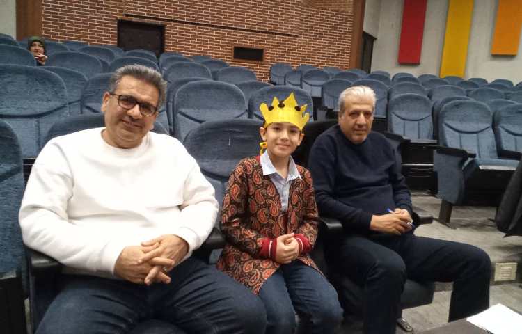 حضور دانش آموزان در مسابقات فرهنگی و هنری منطقه 9