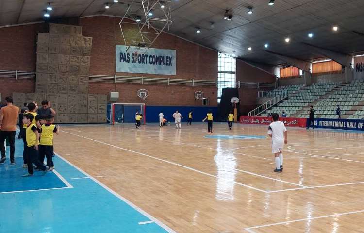 حضور دانش آموزان در مسابقات ورزشی بین شعب علوی