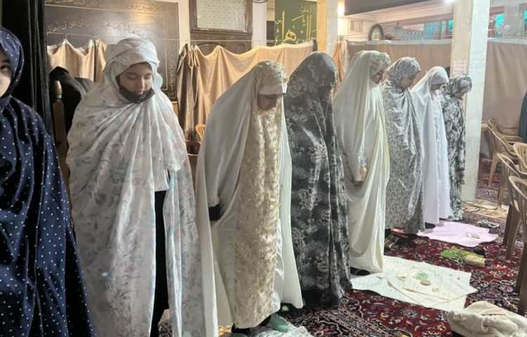 حضور دانش آموزان در مسجد 3