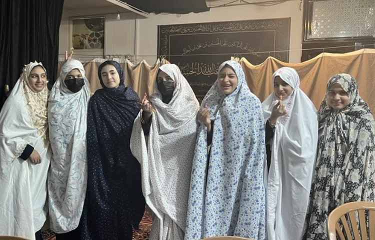 حضور دانش آموزان در مسجد 4