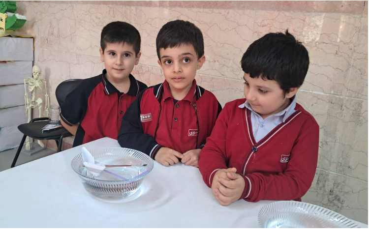 حضور در فضای آزمایشگاه و انجام آزمایش 2