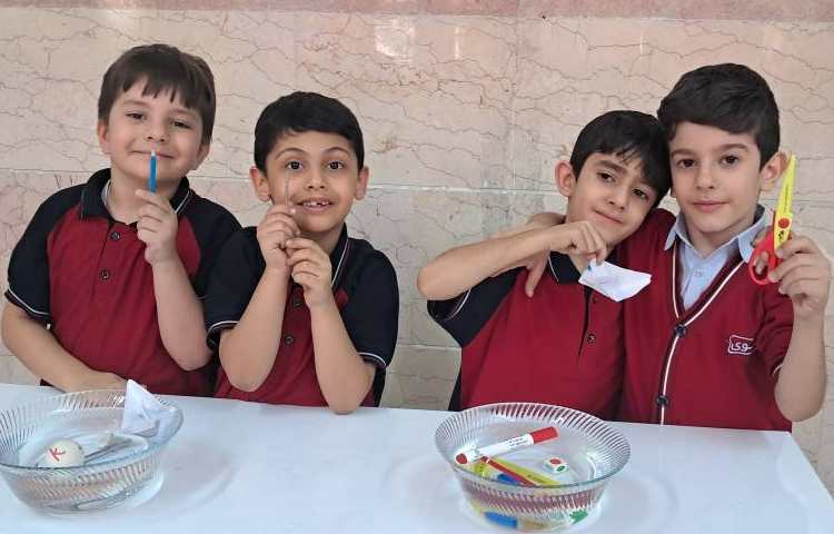 حضور در فضای آزمایشگاه و انجام آزمایش 5