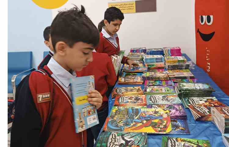 حضور در نمایشگاه کتاب مدرسه علوی 2